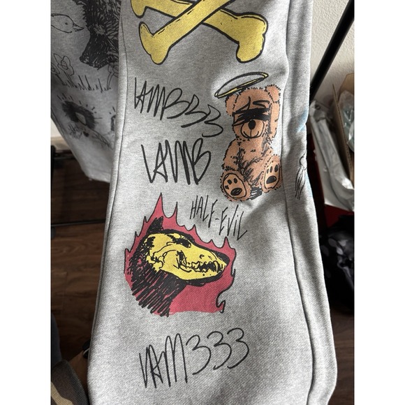 LARGE HALF EVIL VAMEE SKETCHBOOK HOODIE & SWEATPANTS SET ❤️✅ NEW SHIPS ASAP - Picture 5 of 16